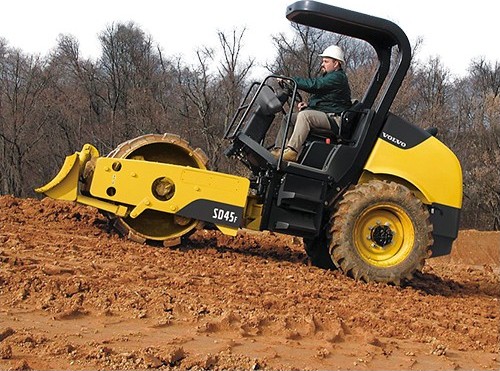 SD45F 54″ Padfoot Roller - Volvo™