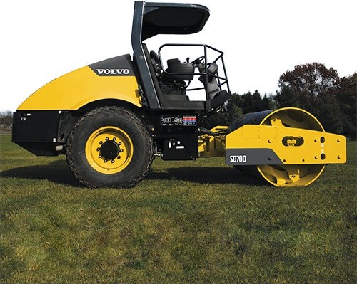 SD70D 66″ Smooth Roller - Volvo™